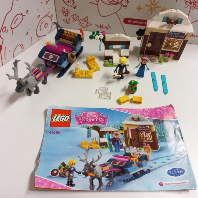 LEGO L'avventura sulla slitta di Anna e Kristoff 41066  