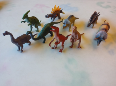 Set Dinosauri 9pz  