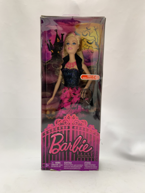 Barbie Halloween Mai Aperta Anni 2010   