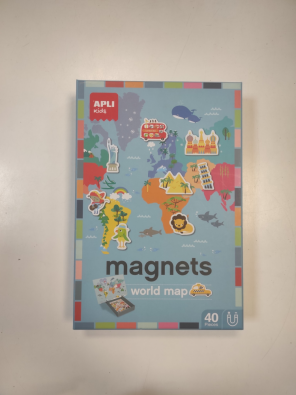 World Map Con 40 Magneti  Apli Kids  