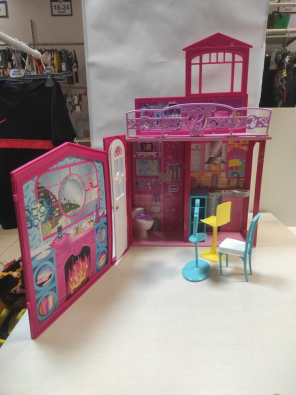 Casa Richiudibile Barbie Con Accessori  