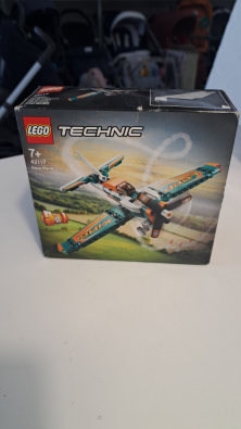 Nuovo 42117 LEGO Technic Aereo da Competizione - Idea Regalo  