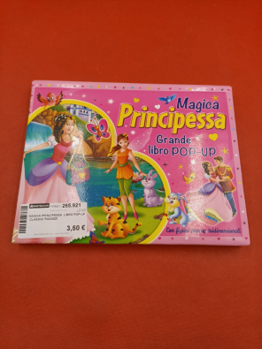 Magica principessa. Libro pop-up - 