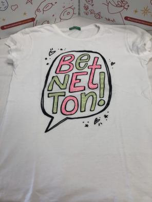 T Shirt Bimba 10 A Benetton Scritta Brillantinata   