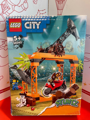 Gioco Lego City 5+ 60342 Sfida Acrobatica Attacco Dello Squalo   