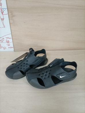 Sandali Nike Nr 29.5 Neri  