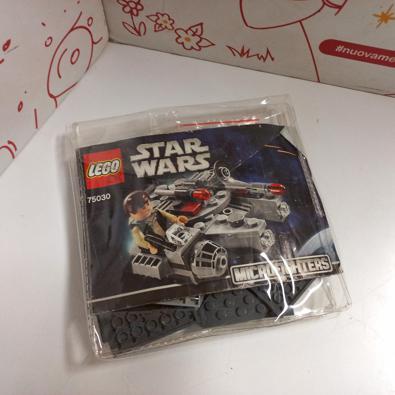 Lego Star Wars 75030 Millennium Falcon   