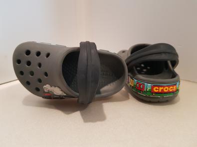M21 Sandalo Grigio Treni Crocs  