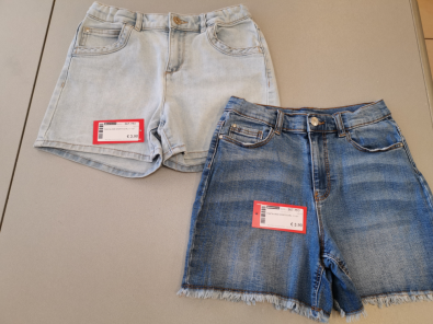 Pantalone Shorts Girl 11-12A   