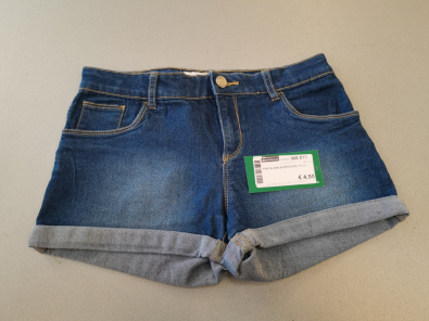 Pantalone Shorts Girl 10-11A   