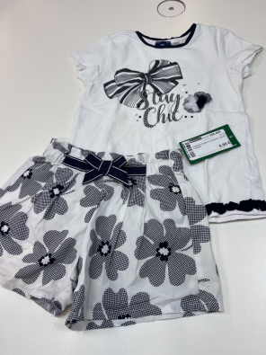 Completo Girl 4 A Chicco T Shirt + Short   