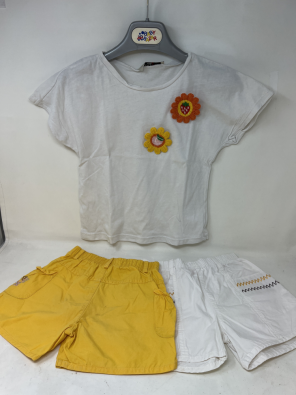 Completo Girl Short 2 Pz + T Shirt Fiori Uncinetto 5/6 A  