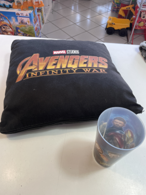 Set Cucino + Bicchiere Avengers Marvel  