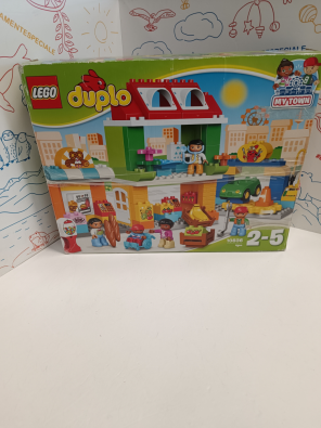 Lego 10836 - Duplo - Grande Piazza In Citta Manca Un Cubotto Giallo)  