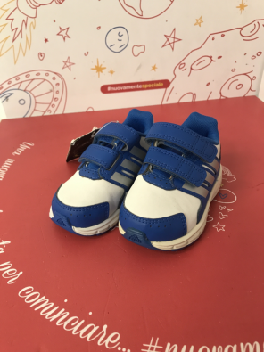 Scarpe Bimbo Bianca/azzurra N.19 Adidas Nuove  