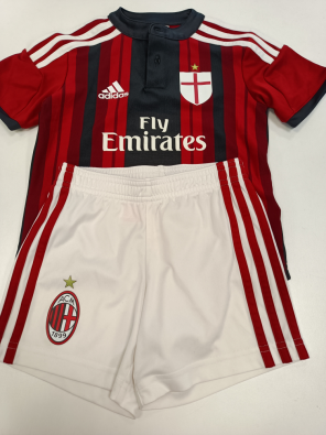 Completo Tuta Adidas 3/4a Bimbo Cm.104 T-shirt E Shorts Ac Milan